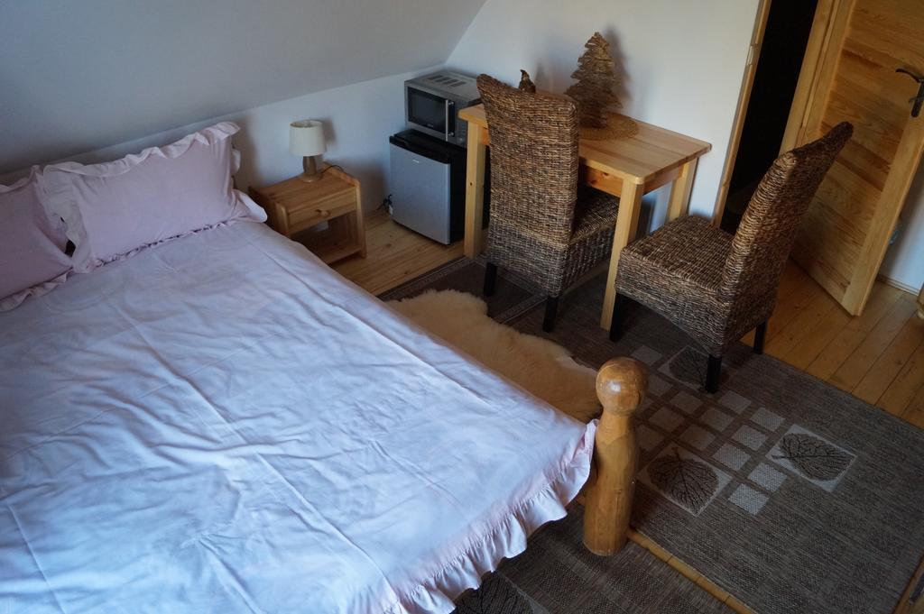 Apartamenty I Pokoje Rodzinne Czarna Gora Bagian luar foto