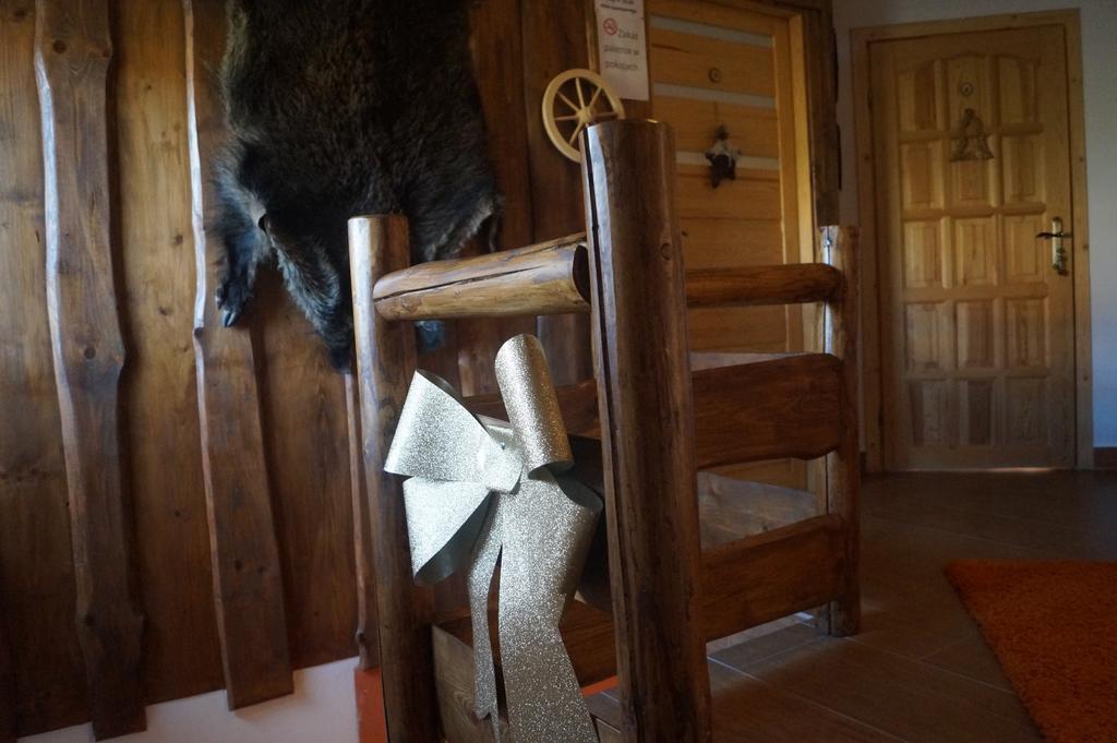 Apartamenty I Pokoje Rodzinne Czarna Gora Bagian luar foto