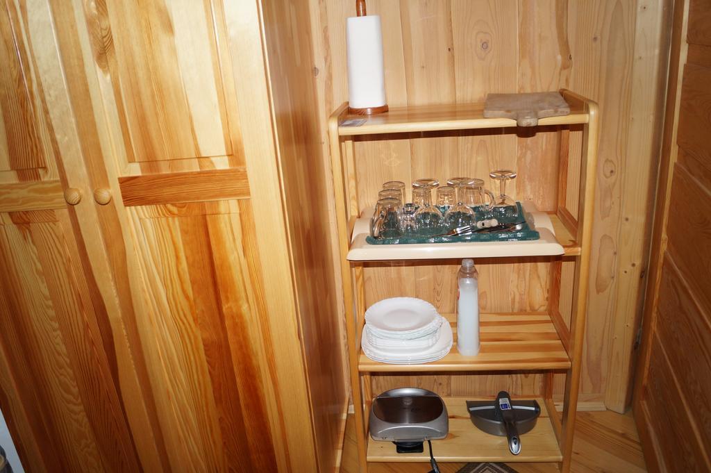 Apartamenty I Pokoje Rodzinne Czarna Gora Bagian luar foto