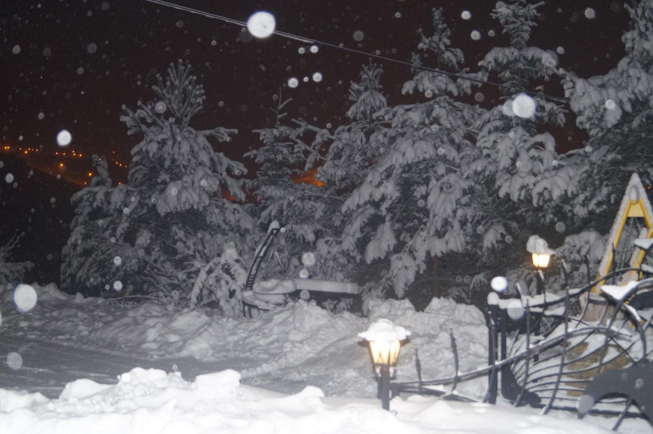 Apartamenty I Pokoje Rodzinne Czarna Gora Bagian luar foto