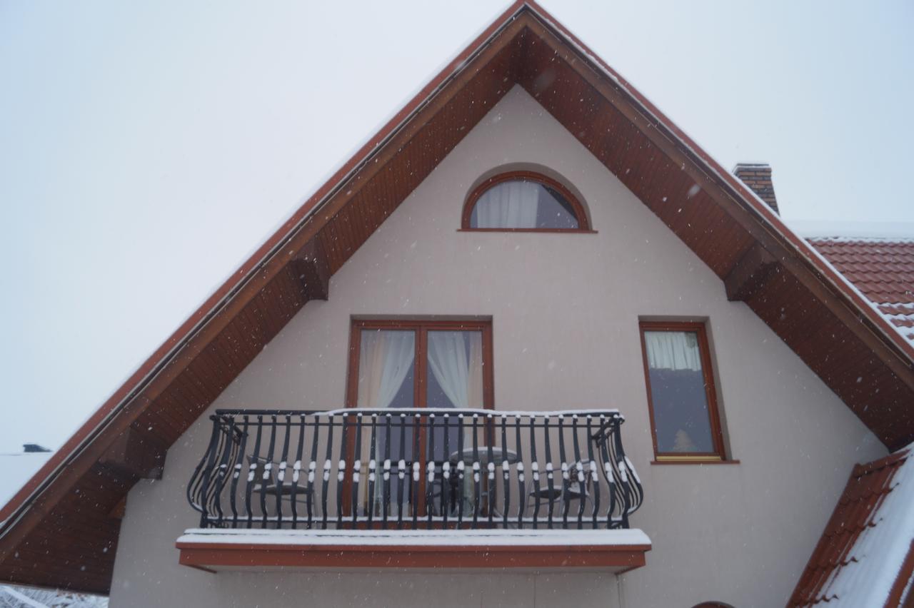 Apartamenty I Pokoje Rodzinne Czarna Gora Bagian luar foto