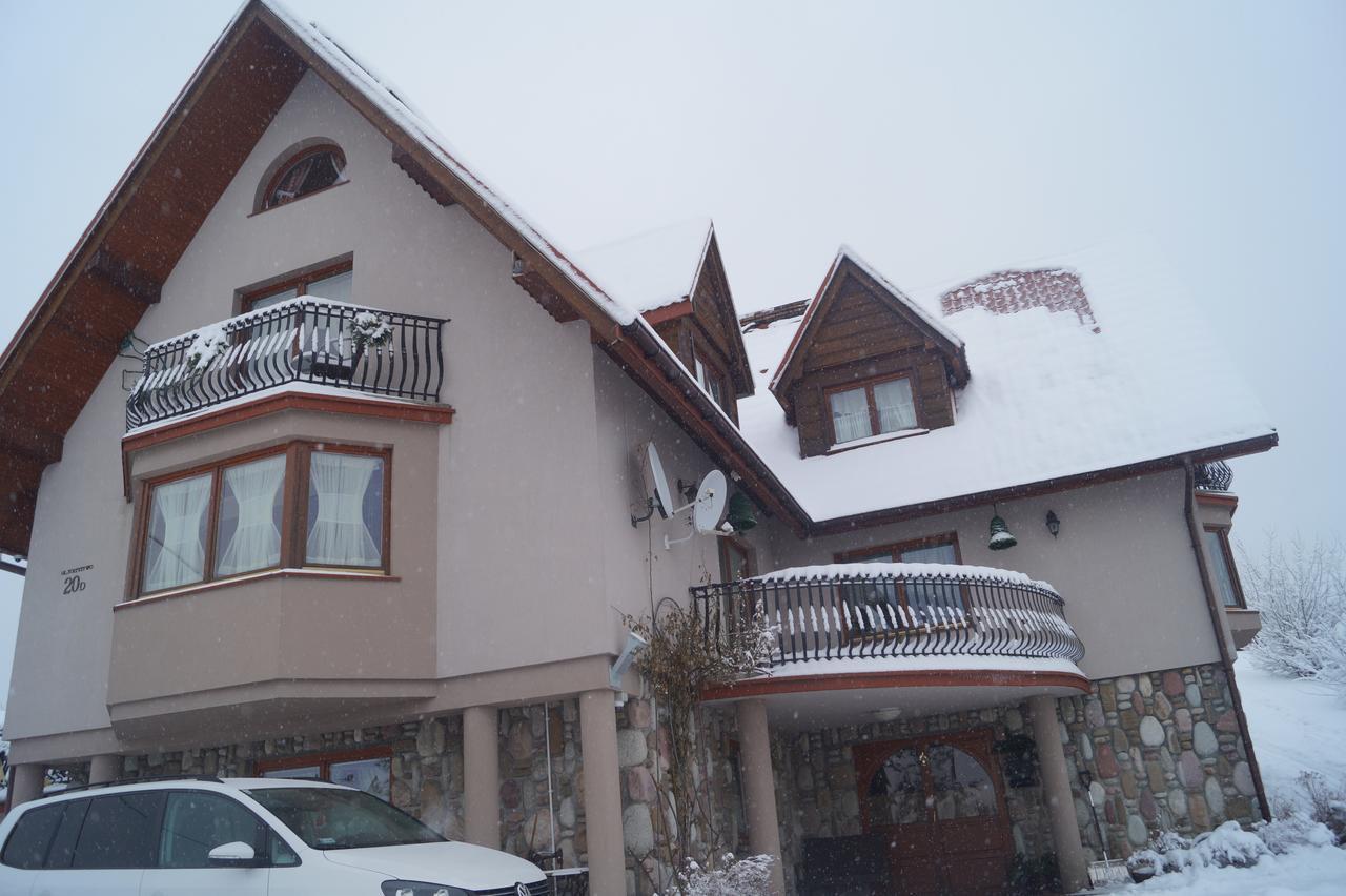 Apartamenty I Pokoje Rodzinne Czarna Gora Bagian luar foto