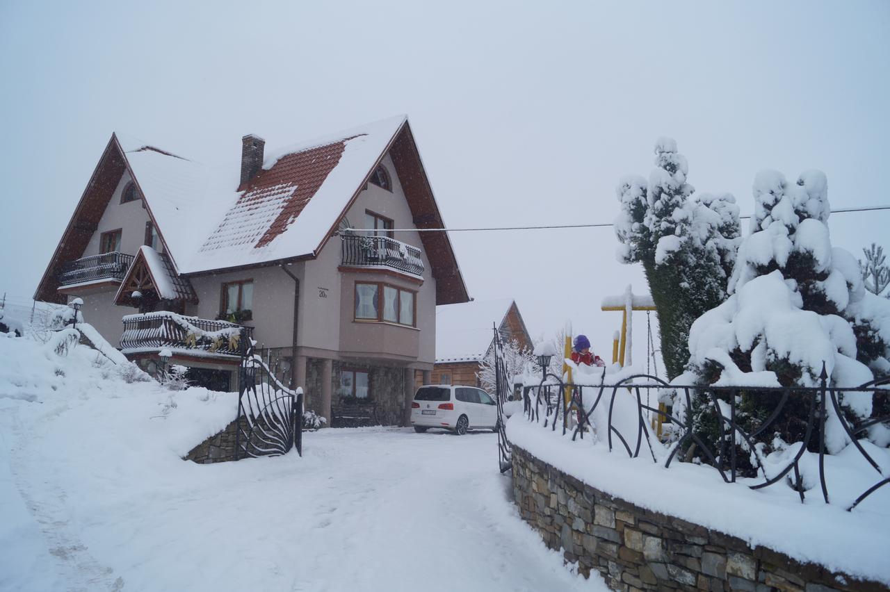 Apartamenty I Pokoje Rodzinne Czarna Gora Bagian luar foto